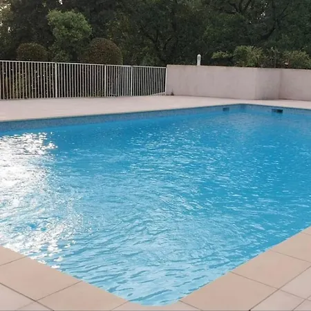 Quiet Saint-Raphael (Var)